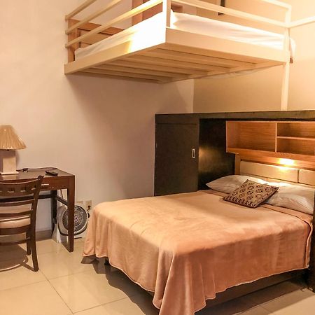 Suites Hamburgo Mexico City Exteriör bild