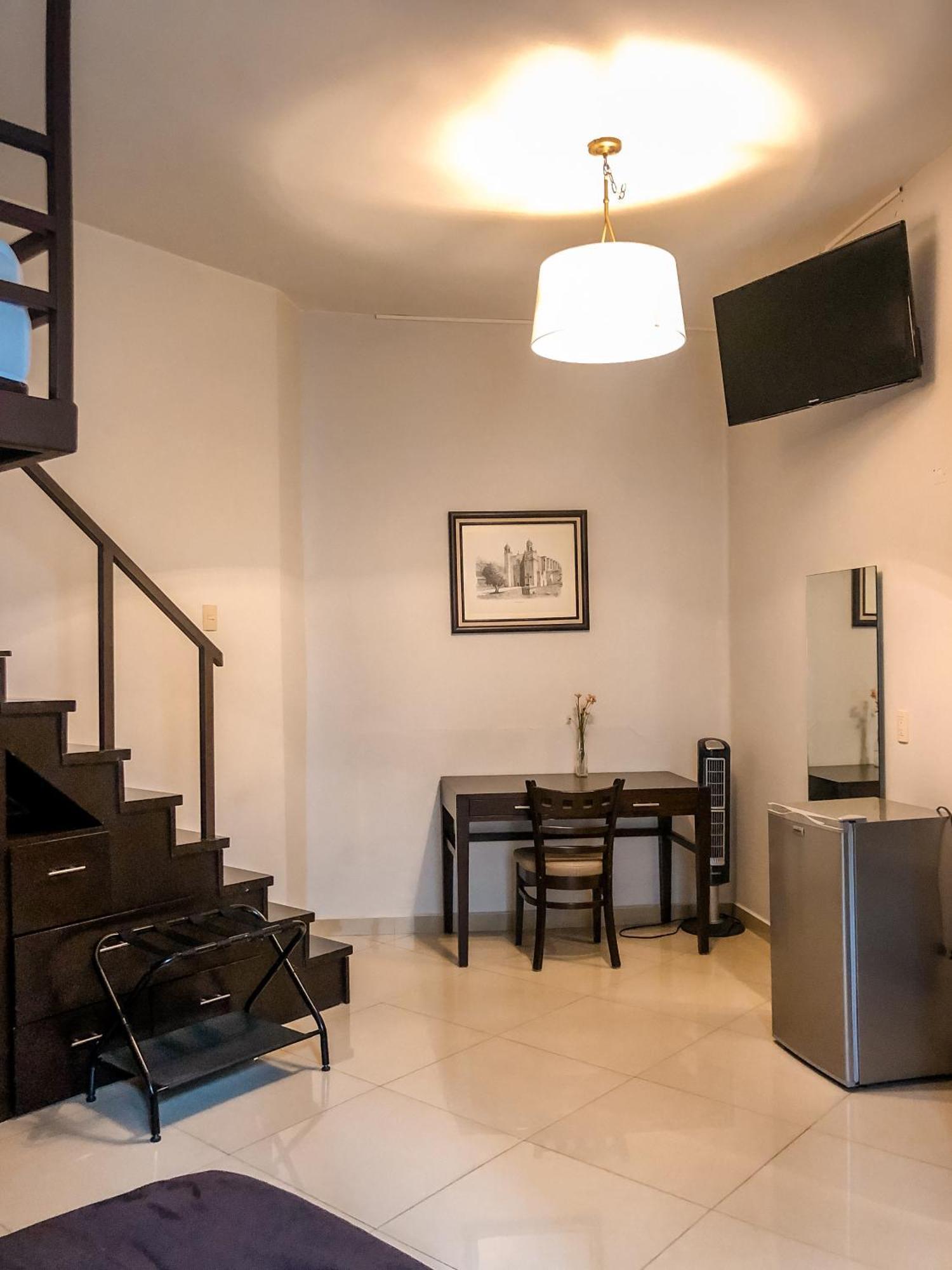 Suites Hamburgo Mexico City Exteriör bild